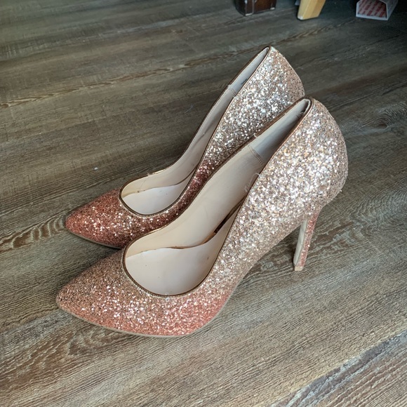 shoedazzle gold heels